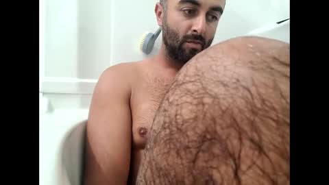 Snapshot of bigcumcanada chatting on October 15, 9:15 pm bg online show from October 15, 9:15 pm