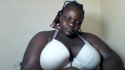 Snapshot of bigdarkass chatting on February 6, 10:53 pm VIOLET online show from February 6, 10:53 pm