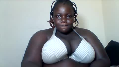 Snapshot of bigdarkass chatting on February 10, 8:42 pm VIOLET online show from February 10, 8:42 pm