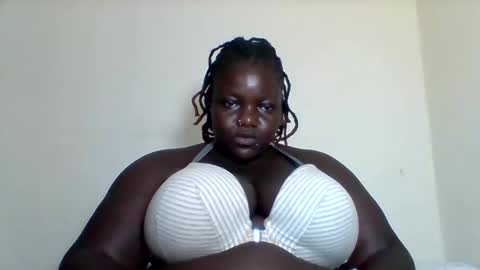 Snapshot of bigdarkass chatting on February 14, 11:09 pm VIOLET online show from February 14, 11:09 pm