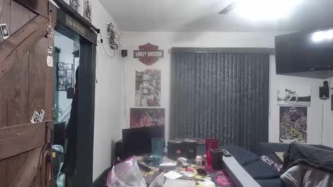 Snapshot of bigdbrillion chatting on February 15, 9:05 am Darryl online show from February 15, 9:05 am