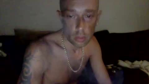 Snapshot of bigdickdangles472924 chatting on May 26, 9:55 pm bigdickdangles472924 online show from May 26, 9:55 pm