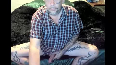 bigdickpiercedtattoos online show from October 19, 5:41 am