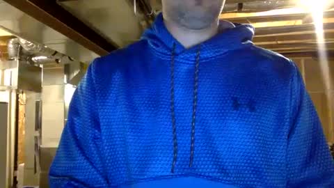 Snapshot of bigdickshowoff9877 chatting on February 13, 7:03 am Bigdickshowoff9877 online show from February 13, 7:03 am