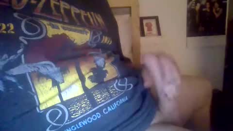 bigdickwillywonka11 online show from January 25, 1:10 am