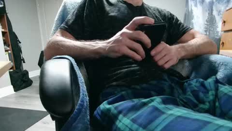 Snapshot of bigdickyduby chatting on February 12, 6:19 am George Forest Dickyduby on all Socials online show from February 12, 6:19 am