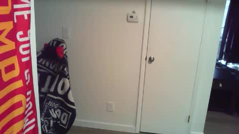 Snapshot of bigdog_112 chatting on April 30, 10:47 pm BigWilly online show from April 30, 10:47 pm