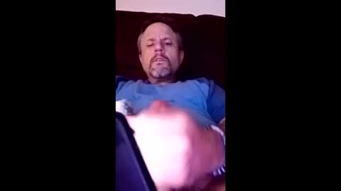bigdudeg9 online show from May 12, 4:42 am