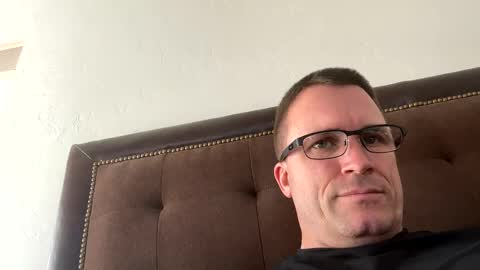 bigger22332233 online show from December 9, 10:20 pm