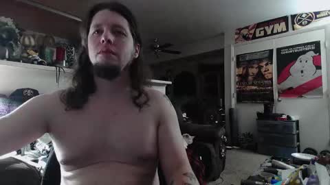 biggerisbetter21 online show from September 25, 7:45 am