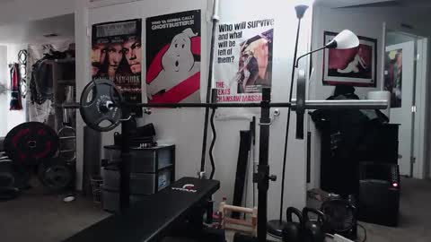 biggerisbetter21 online show from March 10, 11:10 pm