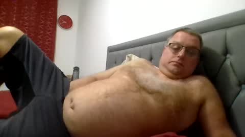 Snapshot of bigguy2014 chatting on December 28, 9:40 pm bigguy2014 online show from December 28, 9:40 pm