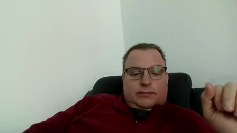 Snapshot of bigguy2014 chatting on February 27, 10:15 am bigguy2014 online show from February 27, 10:15 am