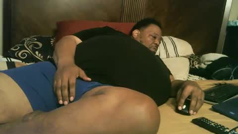 Snapshot of biggyscorpio chatting on January 2, 6:18 am biggyscorpio online show from January 2, 6:18 am