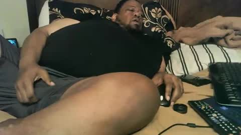 Snapshot of biggyscorpio chatting on February 17, 4:31 am biggyscorpio online show from February 17, 4:31 am