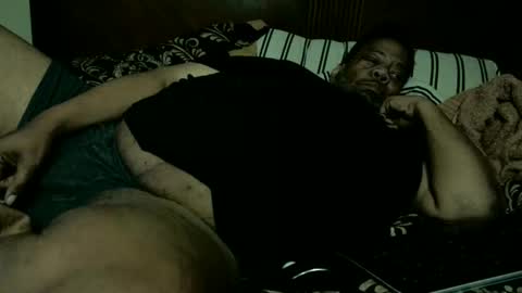 Snapshot of biggyscorpio chatting on December 3, 7:05 am biggyscorpio online show from December 3, 7:05 am