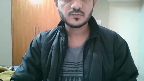 Snapshot of bighandsomesatisfy chatting on December 24, 10:01 am bighandsomesatisfy online show from December 24, 10:01 am