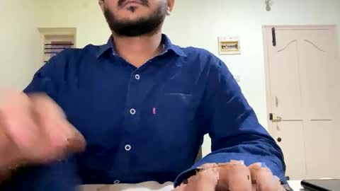 Snapshot of bighandsomesatisfy chatting on January 1, 12:55 pm bighandsomesatisfy online show from January 1, 12:55 pm