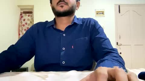 Snapshot of bighandsomesatisfy chatting on January 1, 3:57 pm bighandsomesatisfy online show from January 1, 3:57 pm