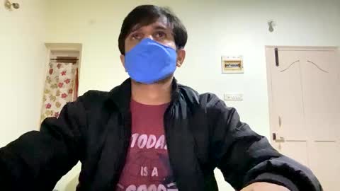 Snapshot of bighandsomesatisfy chatting on January 3, 2:51 pm bighandsomesatisfy online show from January 3, 2:51 pm