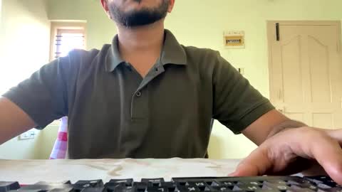 Snapshot of bighandsomesatisfy chatting on January 20, 9:46 am bighandsomesatisfy online show from January 20, 9:46 am