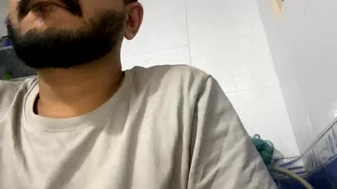 Snapshot of bighandsomesatisfy chatting on March 8, 8:35 pm bighandsomesatisfy online show from March 8, 8:35 pm