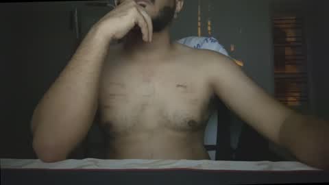 Snapshot of bighandsomesatisfy chatting on October 26, 10:15 pm bighandsomesatisfy online show from October 26, 10:15 pm