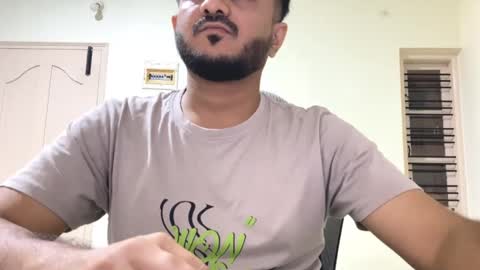 Snapshot of bighandsomesatisfy chatting on November 2, 2:19 pm bighandsomesatisfy online show from November 2, 2:19 pm