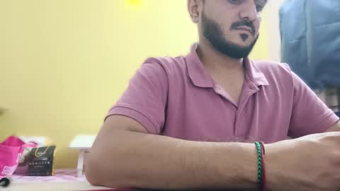 bighandsomesatisfy online show from March 12, 4:02 pm