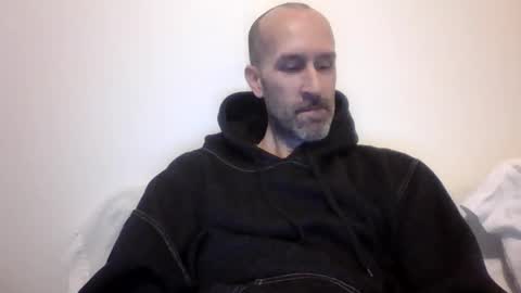 Snapshot of bighugemouthful chatting on December 27, 2:04 am Chaz online show from December 27, 2:04 am