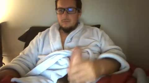 Snapshot of bigjay7713 chatting on December 4, 6:34 am Bigdicbear713 online show from December 4, 6:34 am