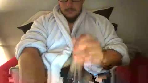 Snapshot of bigjay7713 chatting on May 23, 6:40 am Bigdicbear713 online show from May 23, 6:40 am