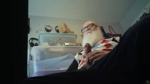 bigjeff01 online show from April 29, 8:15 pm