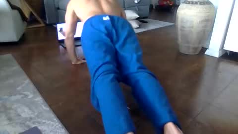 bigjoed233 online show from January 18, 3:38 pm