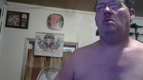 Snapshot of bigjohn41000 chatting on September 9, 9:53 am bigjohn41000 online show from September 9, 9:53 am