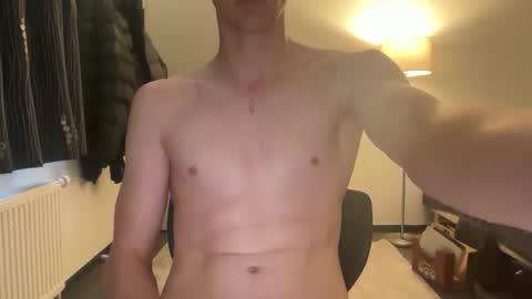 bigleor online show from February 10, 3:05 pm