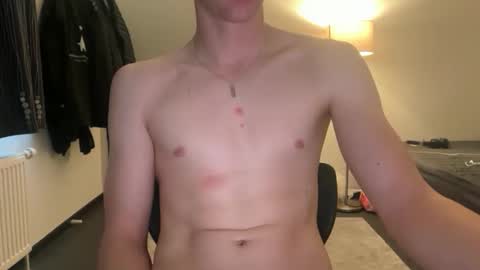 bigleor online show from February 22, 3:10 pm