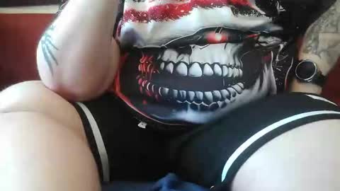 Snapshot of bigmac_xs chatting on March 27, 3:23 pm bigmac_xs online show from March 27, 3:23 pm