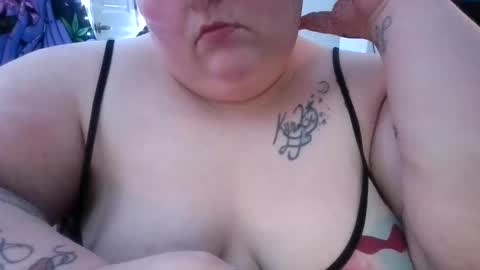 Snapshot of bigmama91 chatting on October 30, 12:17 pm bigmama91 online show from October 30, 12:17 pm