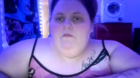 Snapshot of bigmama91 chatting on December 18, 4:13 pm bigmama91 online show from December 18, 4:13 pm