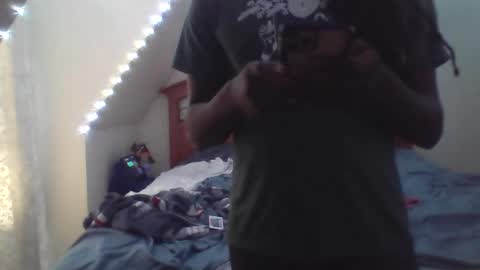 Snapshot of bigmeech7714 chatting on February 19, 7:38 pm bigmeech7714 online show from February 19, 7:38 pm