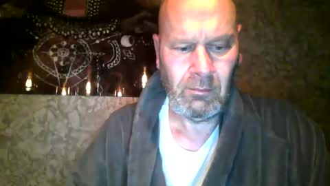 Snapshot of bigmike3339 chatting on December 7, 5:48 am bigmike3339 online show from December 7, 5:48 am