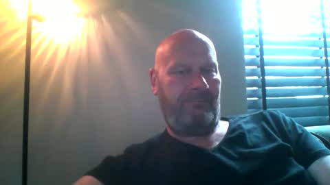 Snapshot of bigmike3339 chatting on September 11, 7:08 am bigmike3339 online show from September 11, 7:08 am