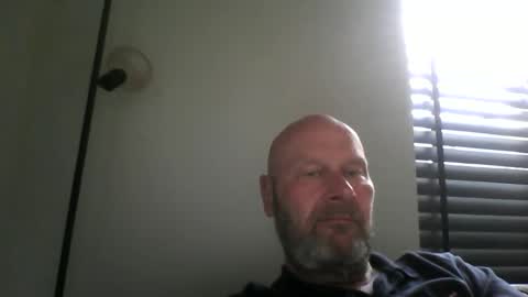 Snapshot of bigmike3339 chatting on September 14, 12:04 pm bigmike3339 online show from September 14, 12:04 pm
