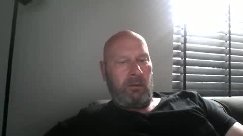 Snapshot of bigmike3339 chatting on September 17, 7:10 am bigmike3339 online show from September 17, 7:10 am