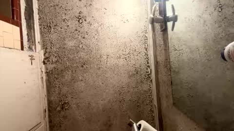 Snapshot of bigmoony747420 chatting on February 15, 7:27 am bigmoony747420 online show from February 15, 7:27 am