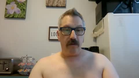 Snapshot of bignhard69_ chatting on November 28, 5:48 pm Bignhard696 online show from November 28, 5:48 pm
