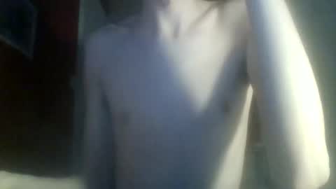 Snapshot of bignlouis chatting on June 5, 12:11 pm Nicolas online show from June 5, 12:11 pm