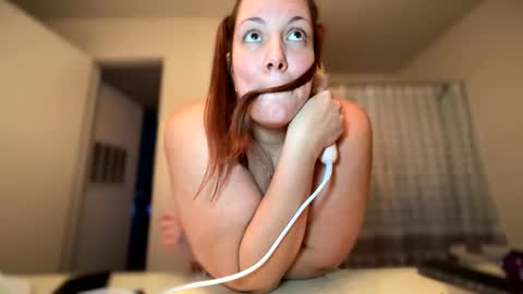 Snapshot of bigoltittycomittee chatting on January 12, 10:26 pm bigoltittycomittee online show from January 12, 10:26 pm