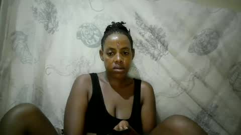 bigpussy481796 online show from July 7, 10:36 pm